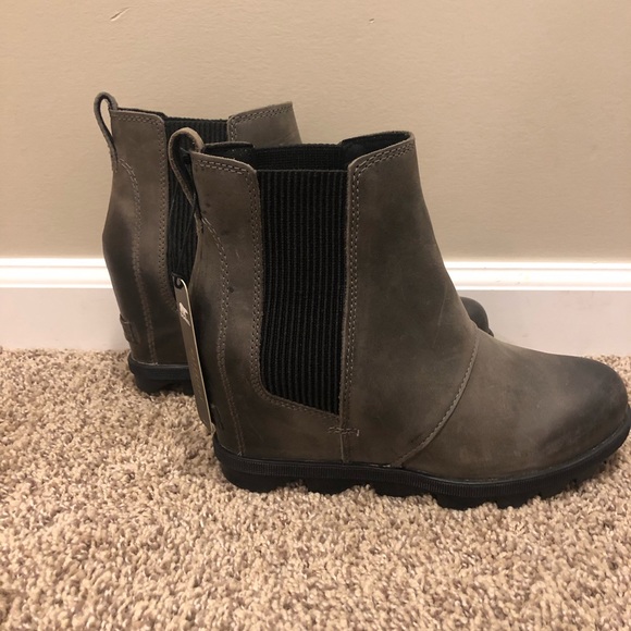 Sorel Shoes - Sorel Women’s Joan of Arctic wedge Chelsea boot